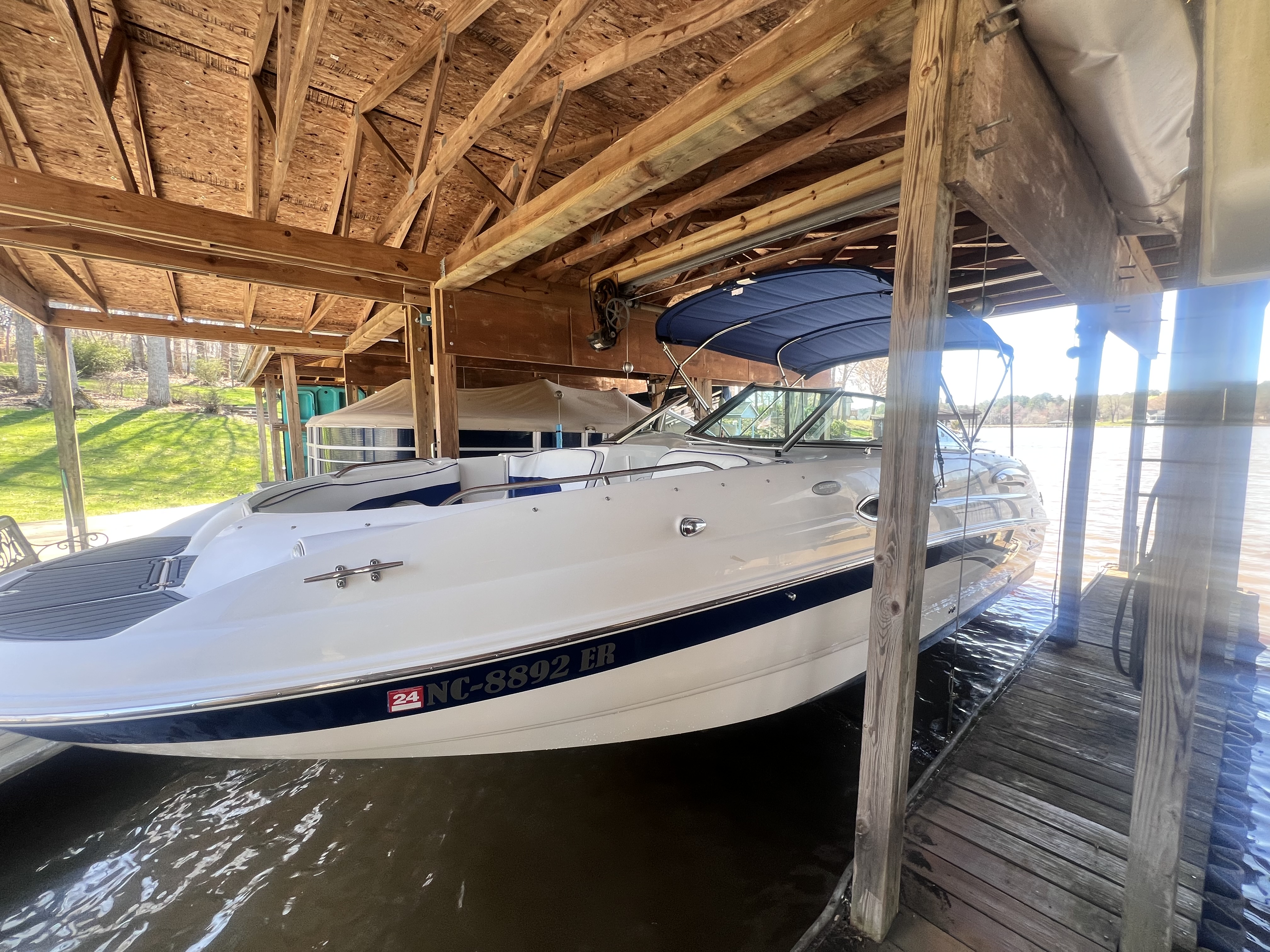 Used 2002 Chaparral Sunesta 243, 23919 Bracey - Boat Trader