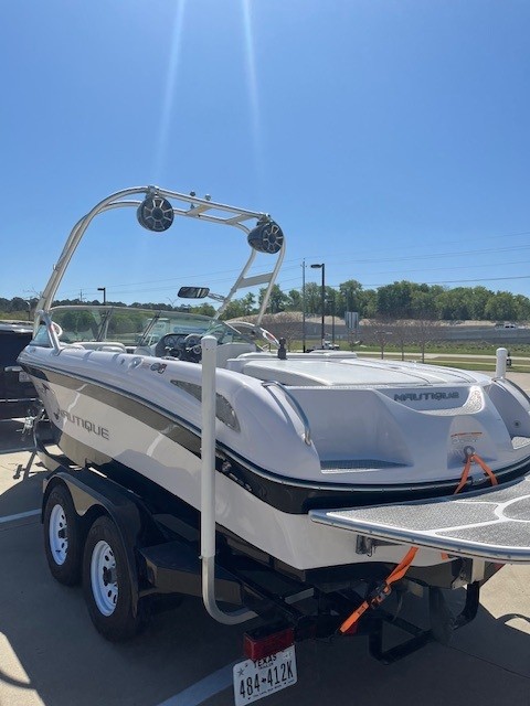 Used 2008 Correct Craft Air Nautique Crossover 21, 78703