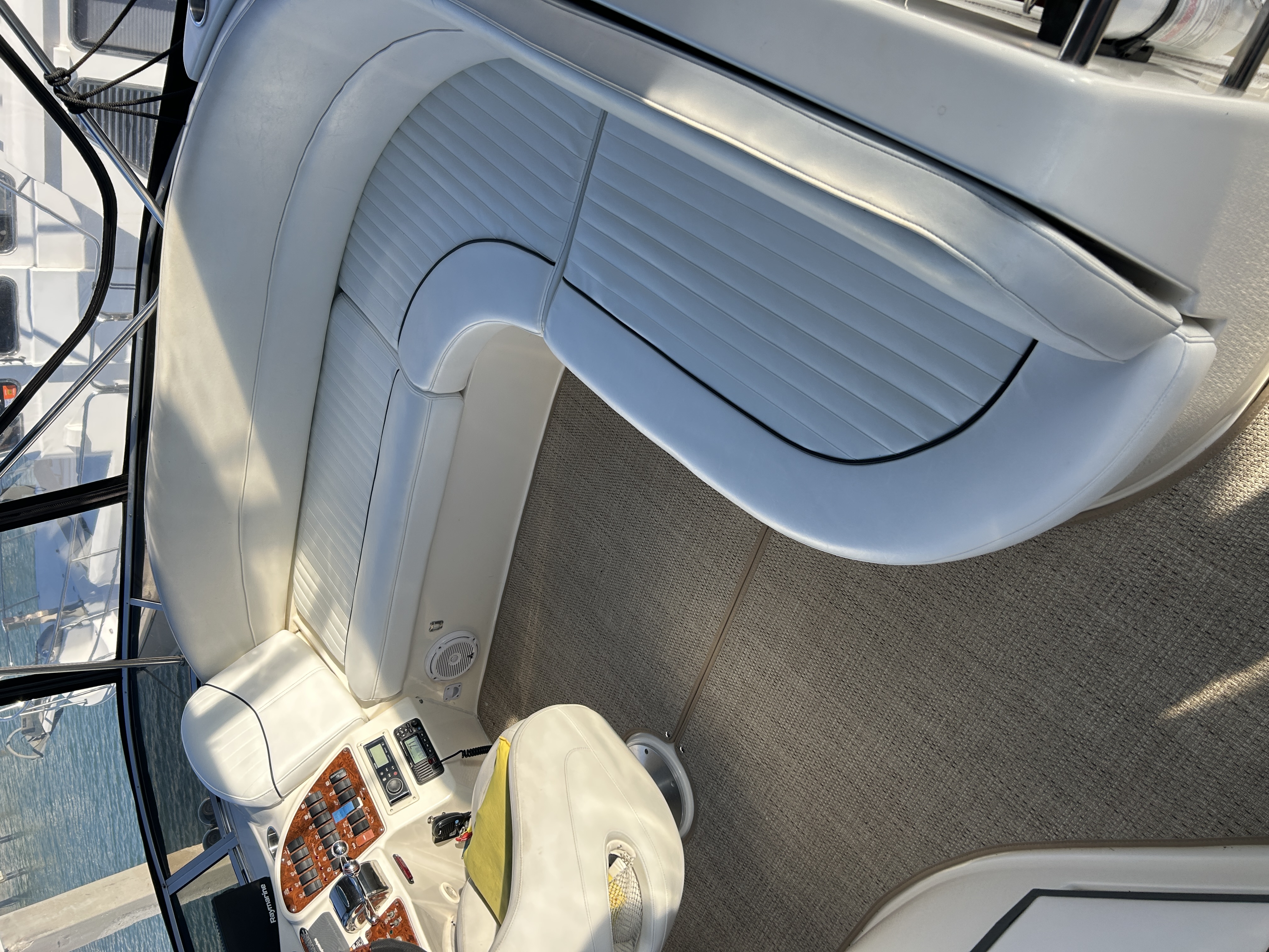 Used 2004 Meridian 408 Motoryacht, 34285 Venice - Boat Trader