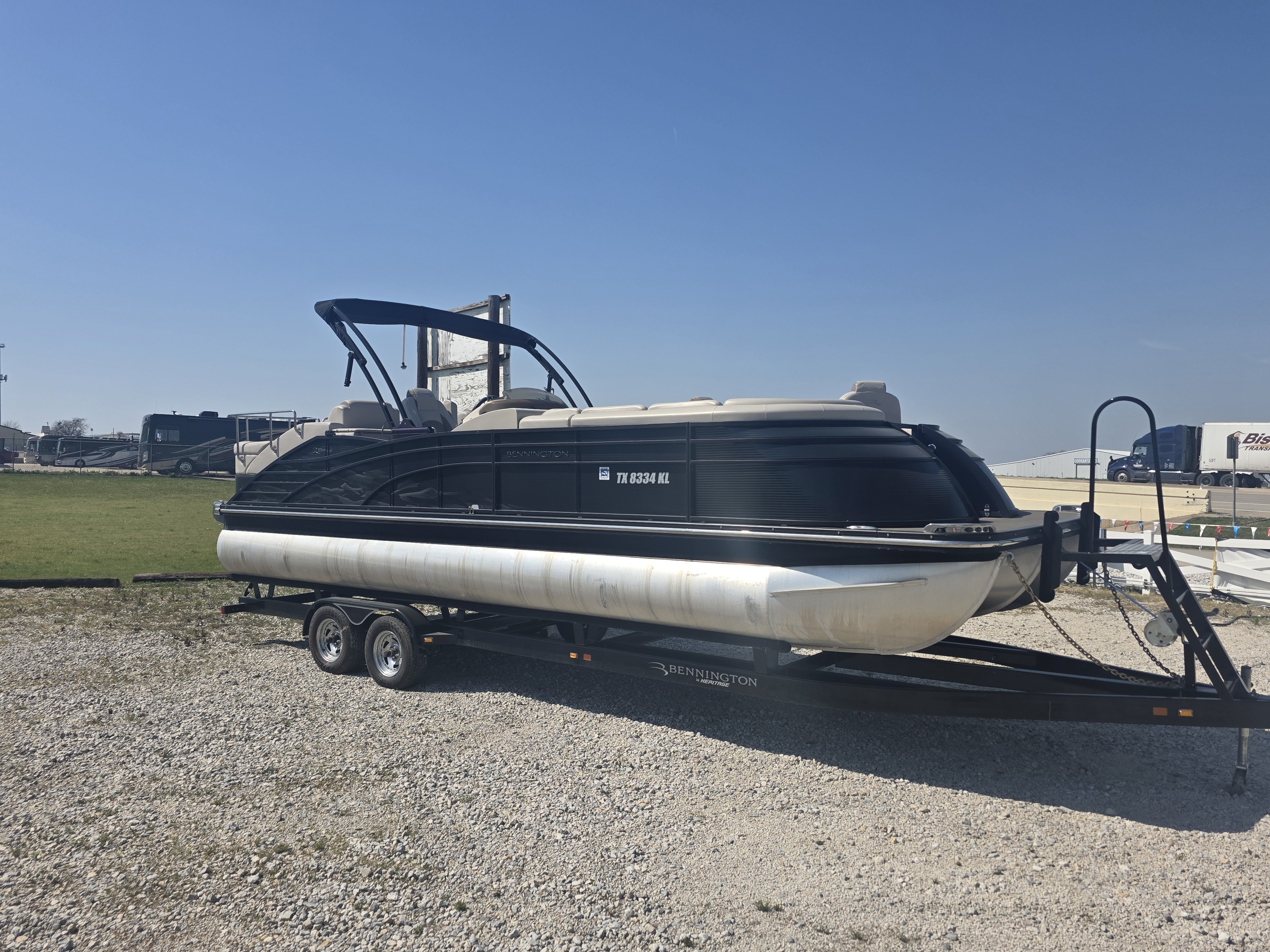jdhgc様 Used 2016 Bennington 2575 QCW I/O, 76249 Krum - Boat Trader