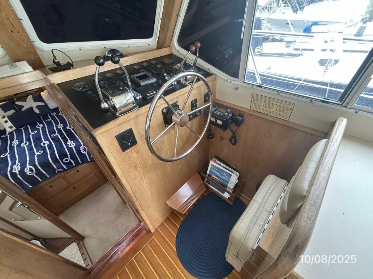 Used 1993 Sabreline 34'Sedan Flybridge, 21661 Rock Hall - Boat Trader
