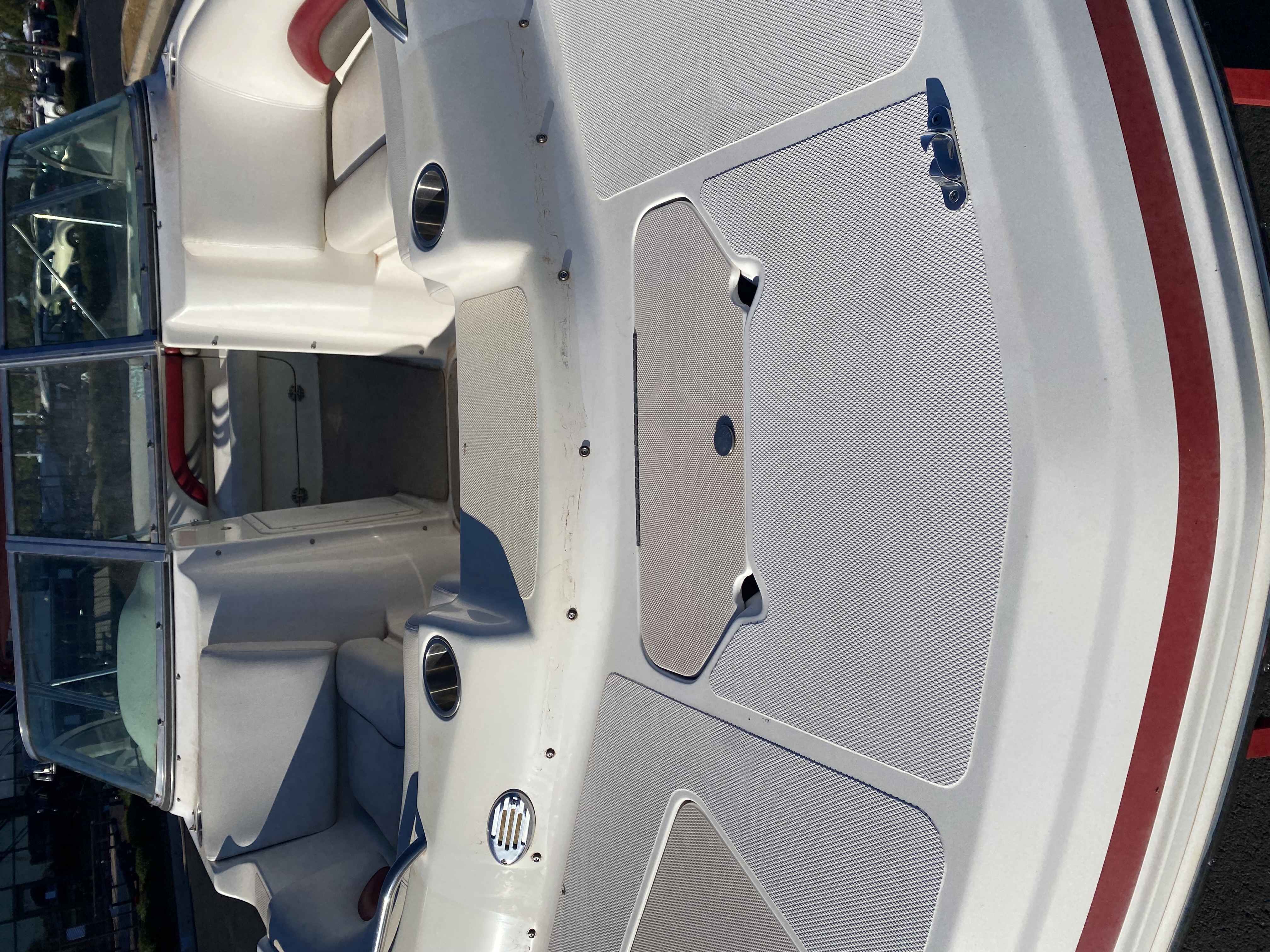 Used 2013 Hurricane SunDeck 187 IO, 73099 Yukon - Boat Trader