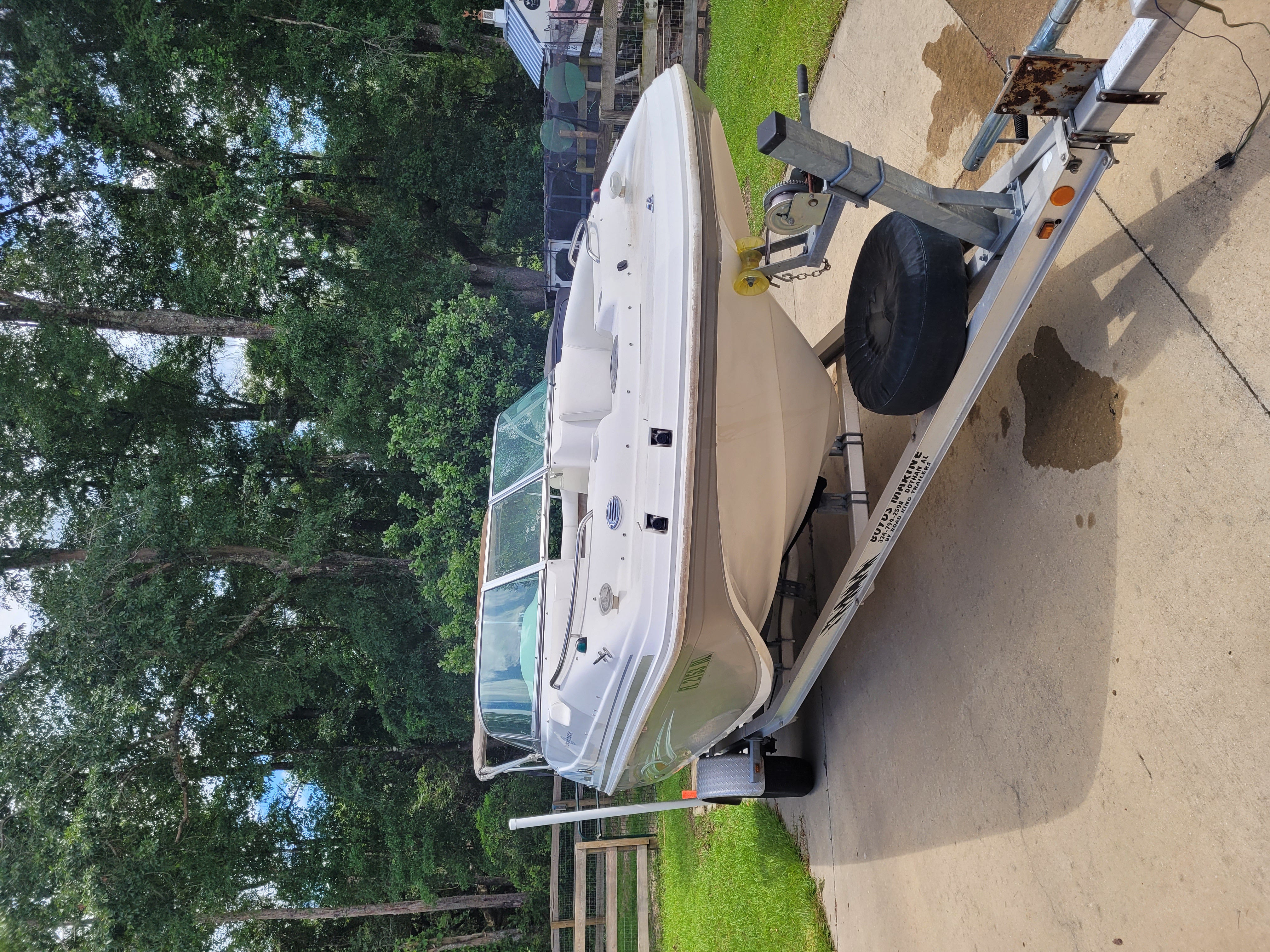Used 2011 Hurricane SunDeck 187 OB, 32311 Tallahassee - Boat Trader