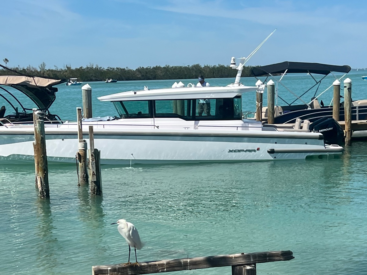 vintage an・an no.37 Used 2024 Axopar 37 XC Cross Cabin, 34215 Cortez - Boat Trader