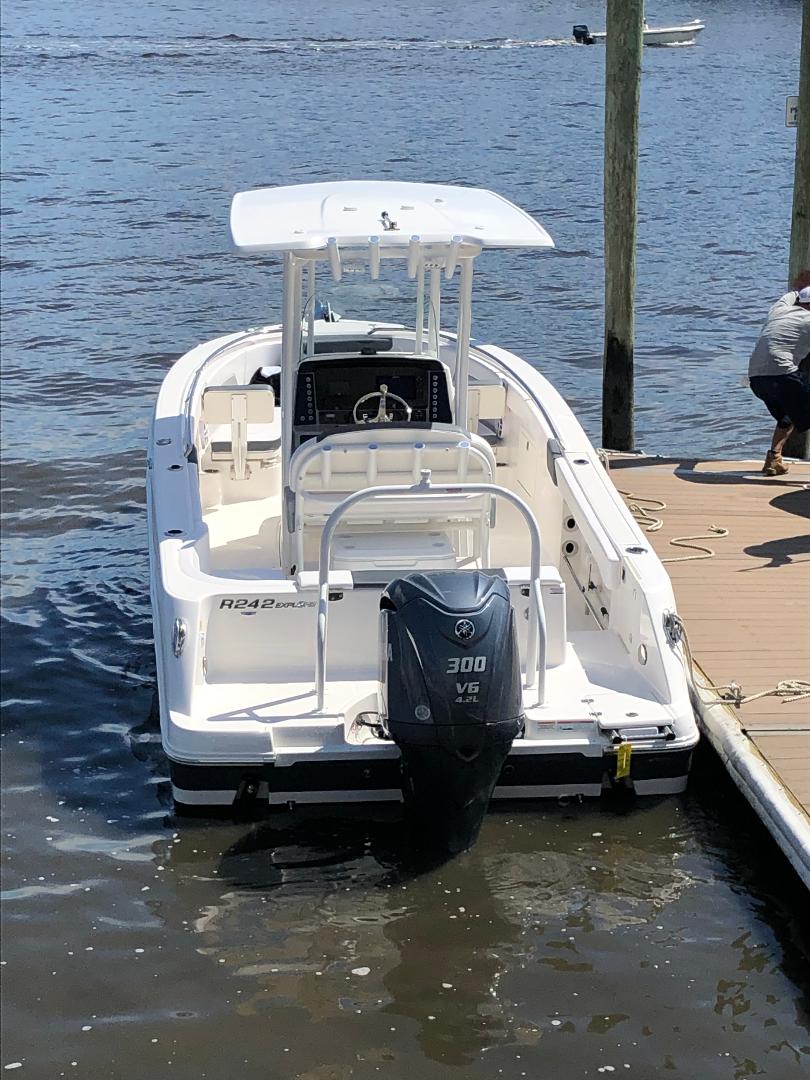 Used 2021 Robalo R242 Explorer, 08005 Barnegat - Boat Trader